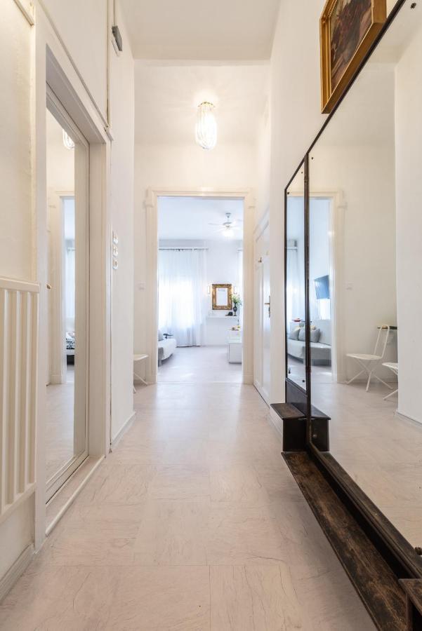 Vintage Elegance Mostcentralapt !Vaci Street! Budapest Luaran gambar